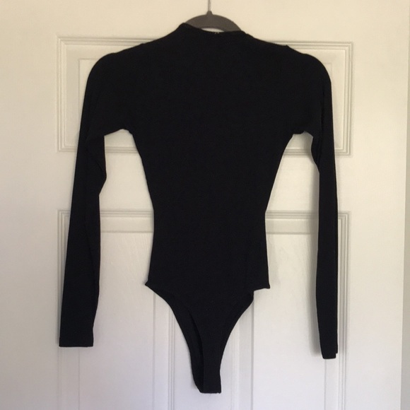 BRANDY MELVILLE Ribbed Bodysuit - Picture 7 of 7